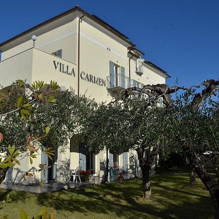 Residence Villa Carmen Fronte Mare A 50 Mt Пьетра-Лигуре Экстерьер фото